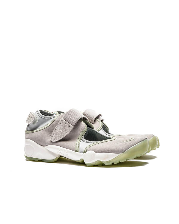 Nike air rift silver sale